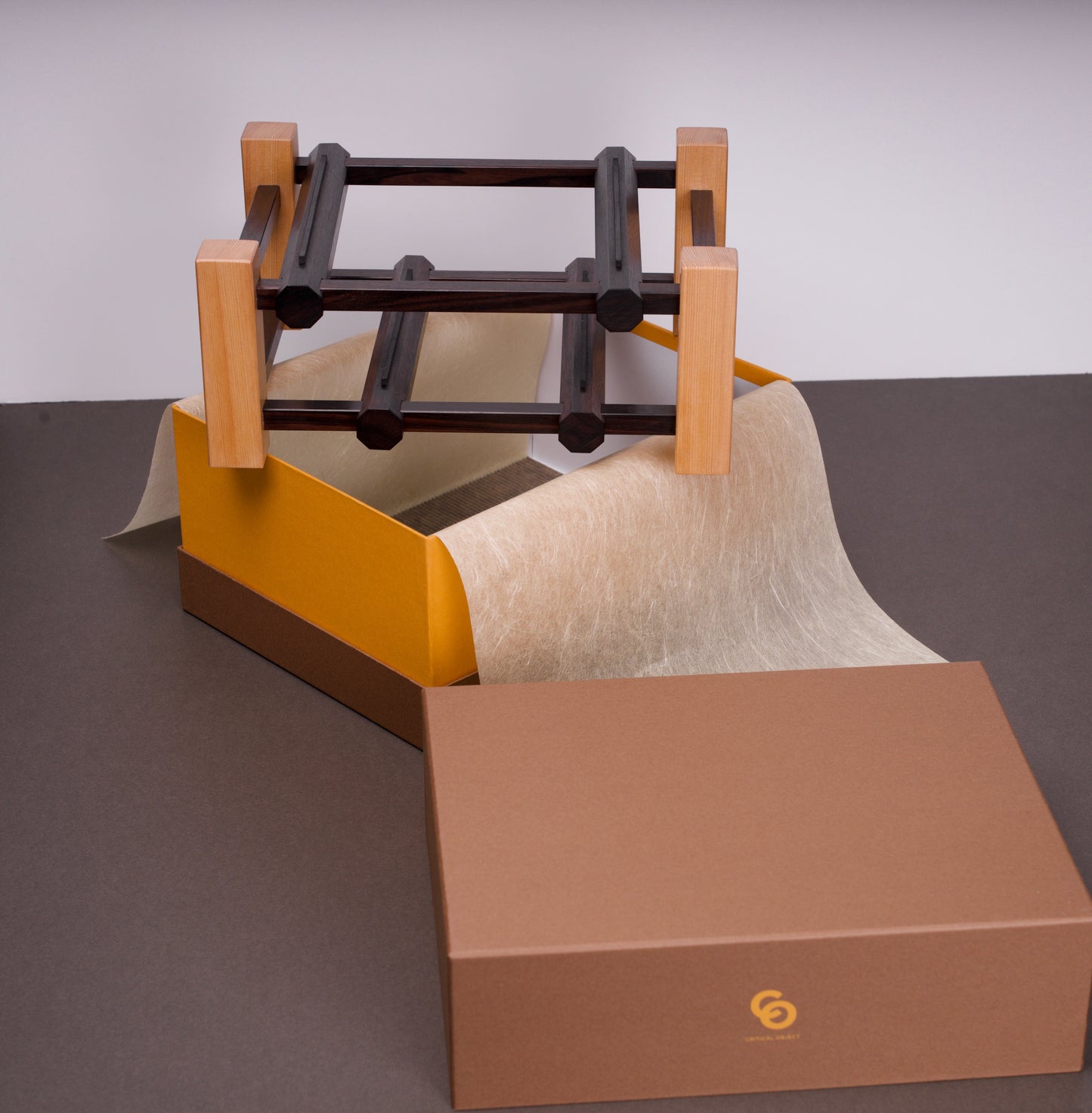 Critical object Double Level knife stand