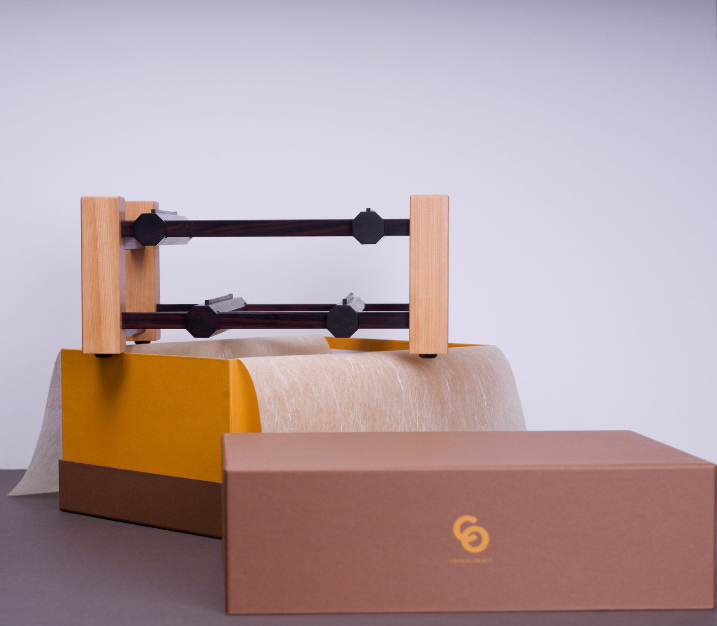 Critical object Double Level knife stand